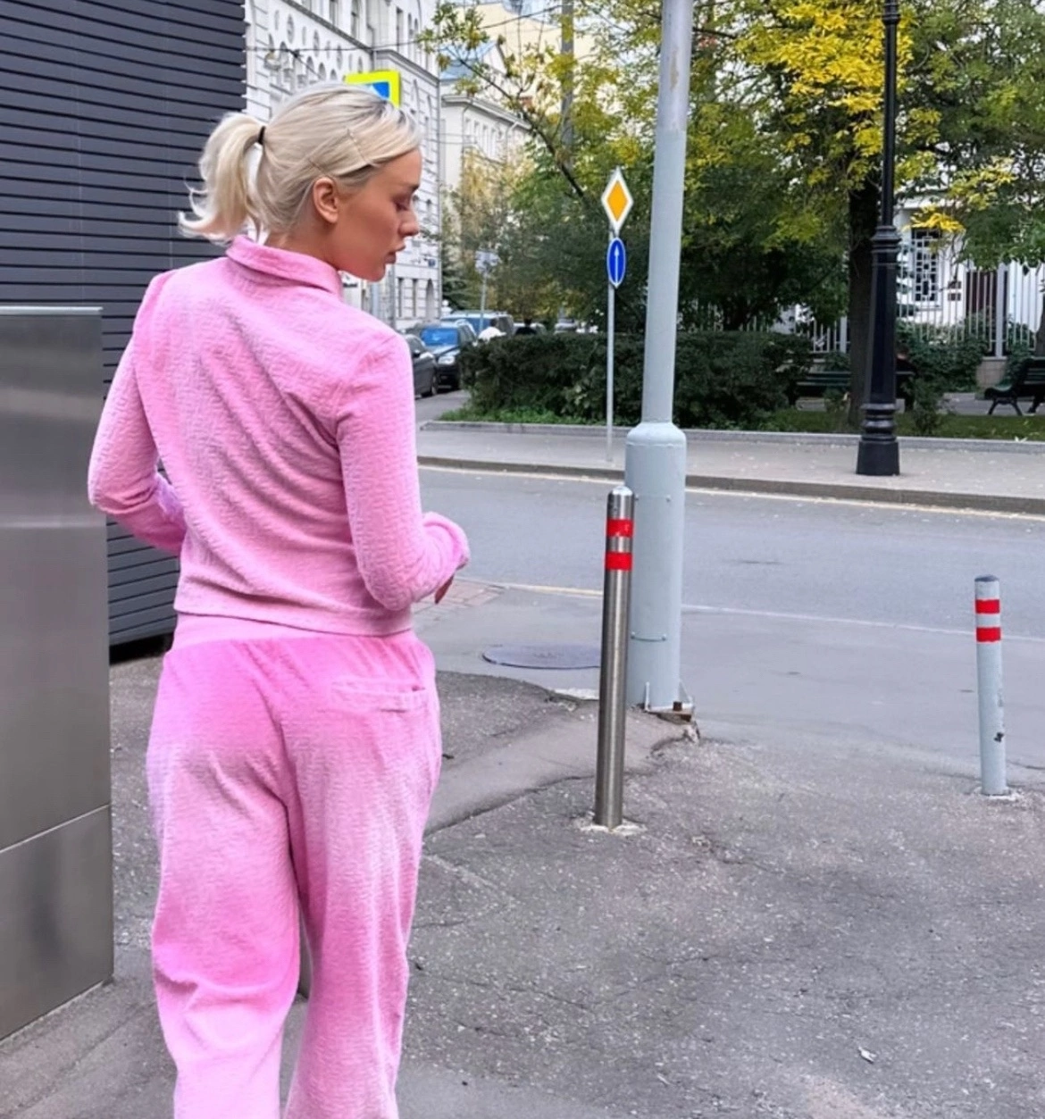 Знакомства