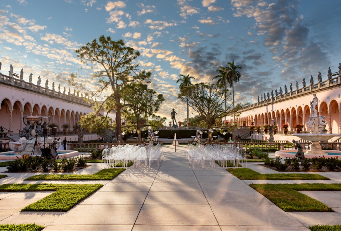 Love And Style Photography | 4114 Pinar Drive, Bradenton, FL 34210 | 941-960-6485