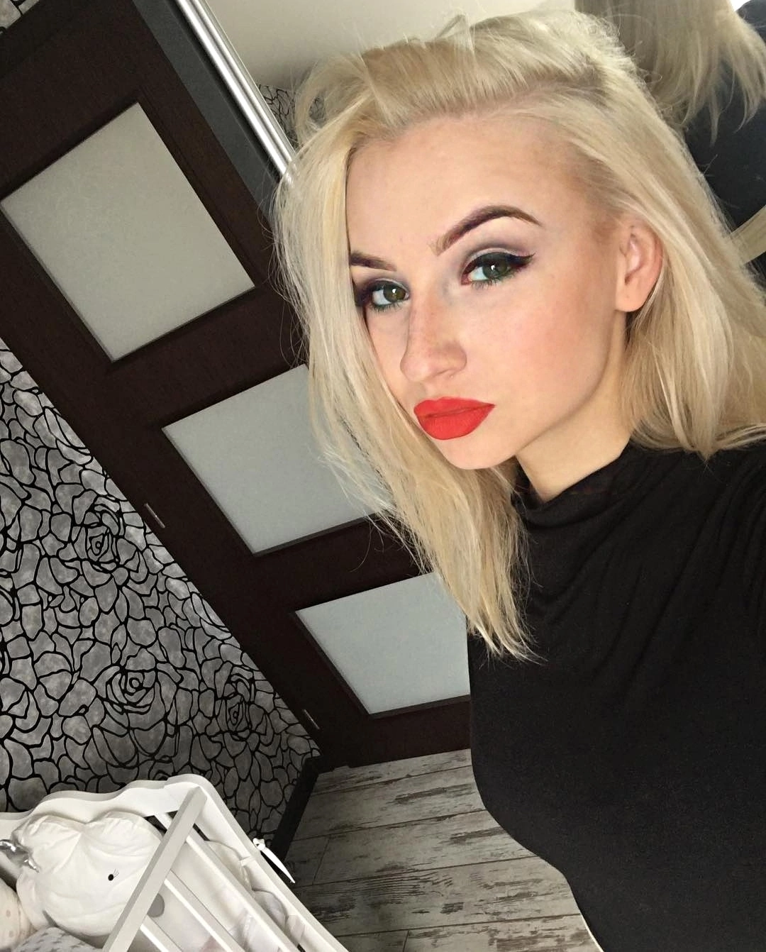 Знакомства